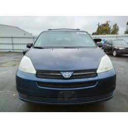 2004 TOYOTA SIENNA
