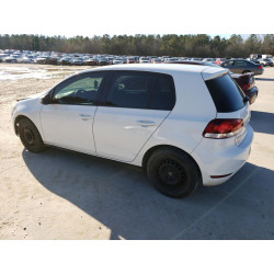 2011 VOLKSWAGEN GOLF
