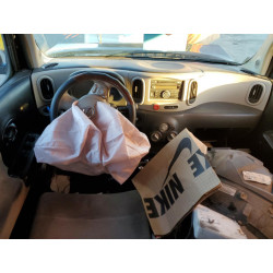 2011 NISSAN CUBE