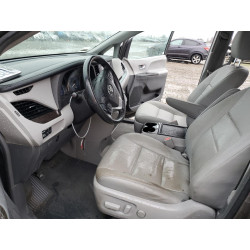 2018 TOYOTA SIENNA