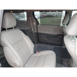 2018 TOYOTA SIENNA
