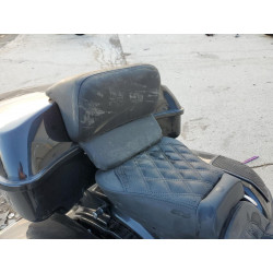 2018 HARLEY-DAVIDSON FL