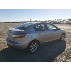 2010 MAZDA 3