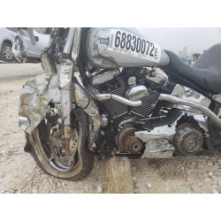 2005 HARLEY-DAVIDSON FL