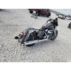 2018 HARLEY-DAVIDSON FL