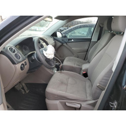 2011 VOLKSWAGEN TIGUAN