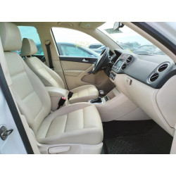 2010 VOLKSWAGEN TIGUAN