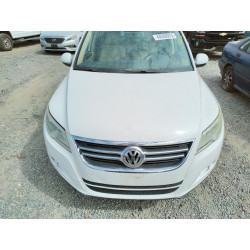2010 VOLKSWAGEN TIGUAN