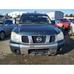 2005 NISSAN TITAN