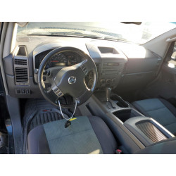 2005 NISSAN TITAN