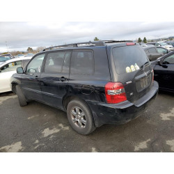 2004 TOYOTA HIGHLANDER