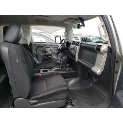 2012 TOYOTA FJ CRUISER