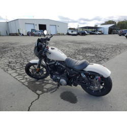 2022 HARLEY-DAVIDSON XL883 N 1HD4LE228NB404002 41792324