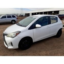 2015 TOYOTA YARIS
