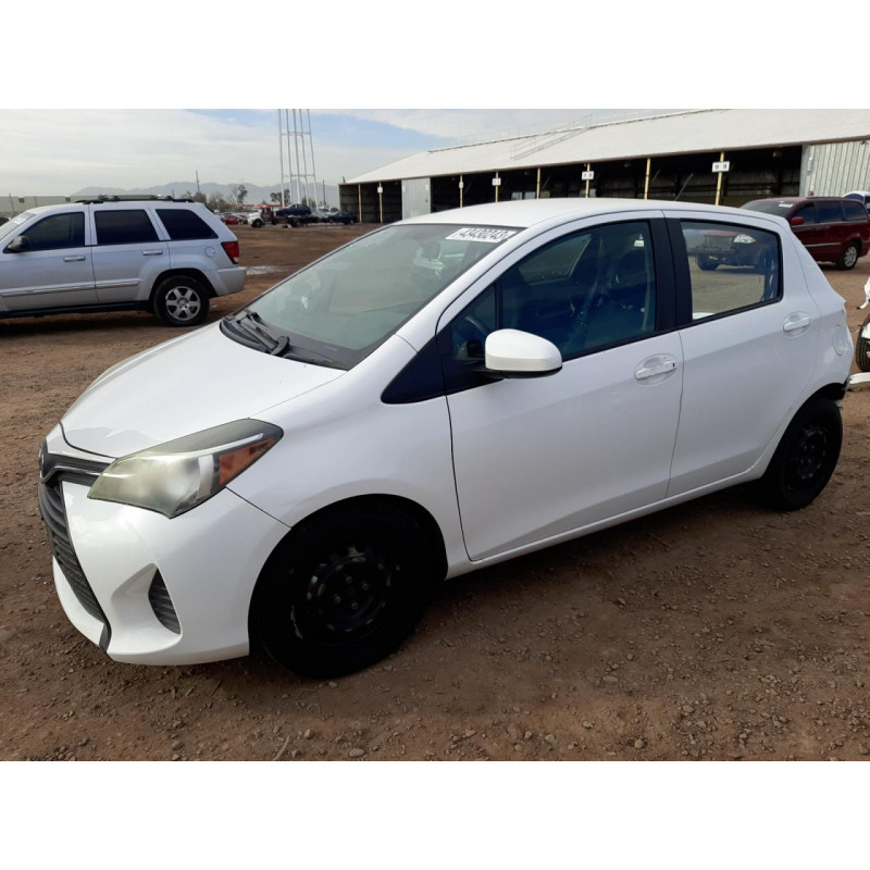 2015 TOYOTA YARIS