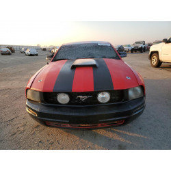 2005 FORD MUSTANG