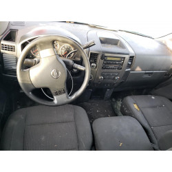 2010 NISSAN TITAN