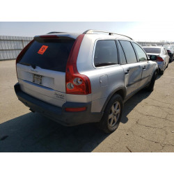 2004 VOLVO XC90
