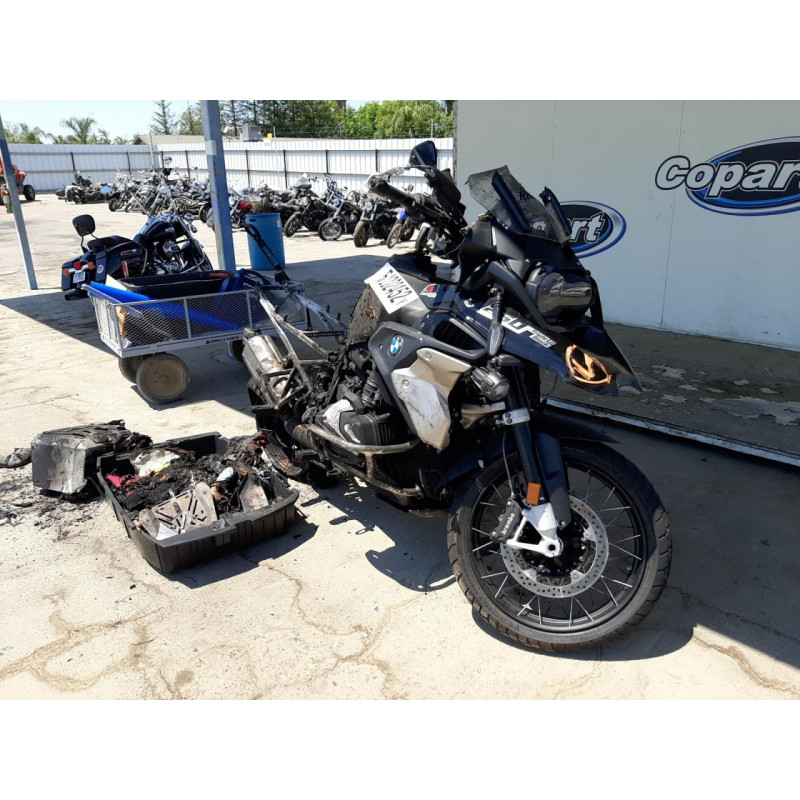 2022 BMW R-SERIES