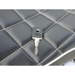 2021 HARLEY-DAVIDSON XL883 N 1HD4LE210MB416280 51266874