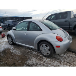 2000 VOLKSWAGEN BEETLE
