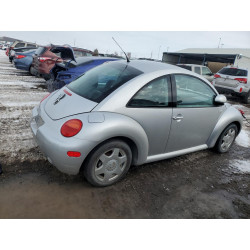 2000 VOLKSWAGEN BEETLE