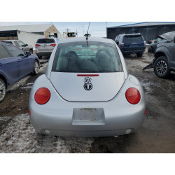 2000 VOLKSWAGEN BEETLE