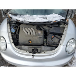 2000 VOLKSWAGEN BEETLE
