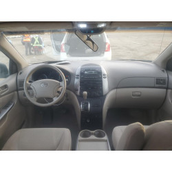 2006 TOYOTA SIENNA