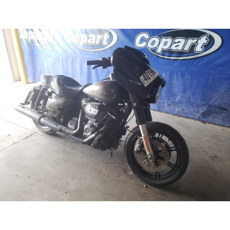 2020 HARLEY-DAVIDSON FL