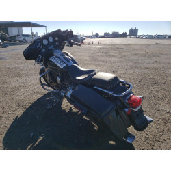 2006 HARLEY-DAVIDSON FL
