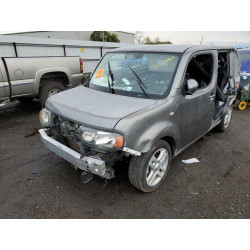 2010 NISSAN CUBE