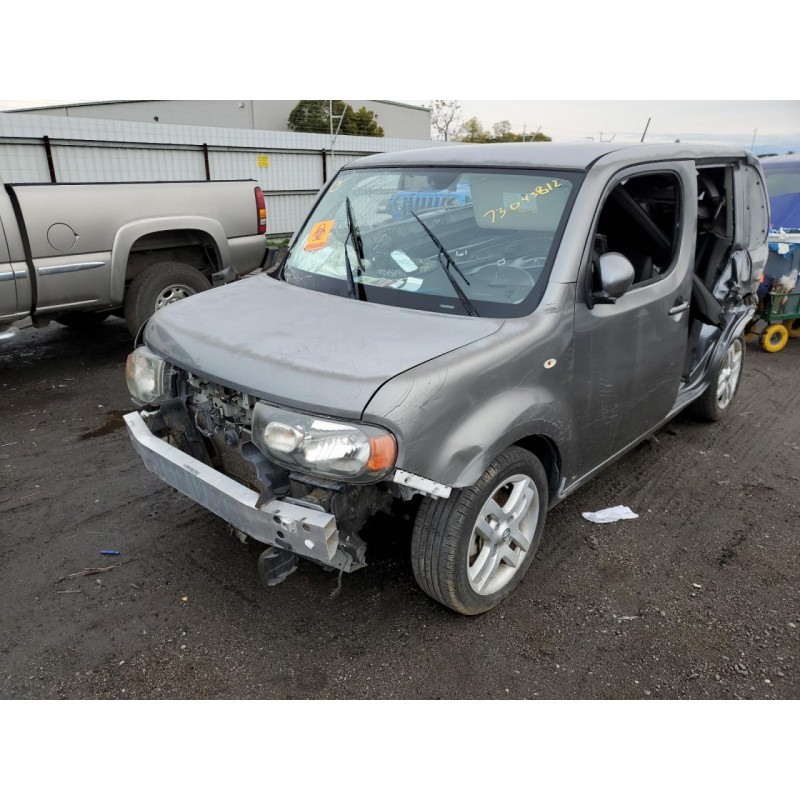 2010 NISSAN CUBE