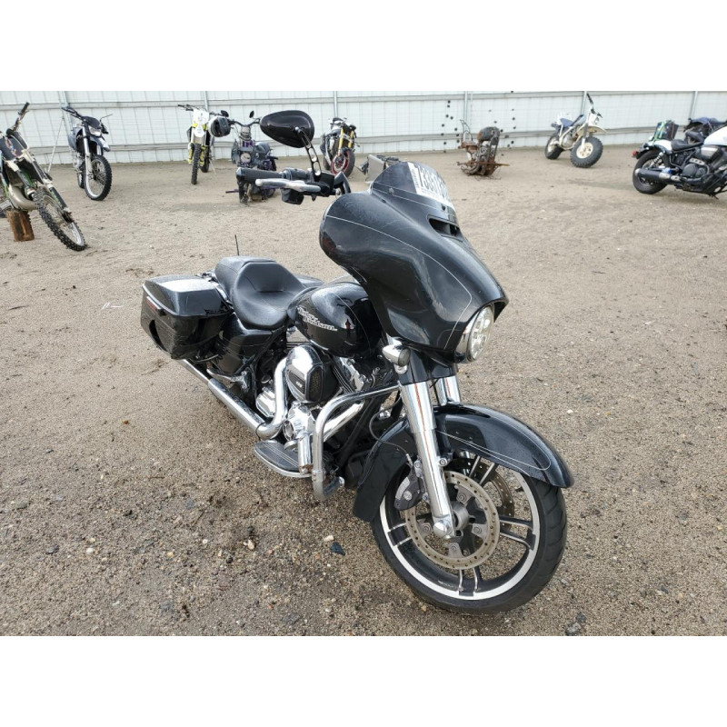 2016 HARLEY-DAVIDSON FL