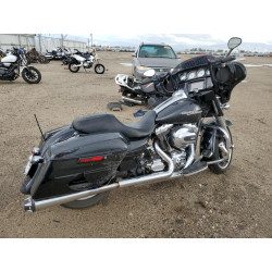 2016 HARLEY-DAVIDSON FL