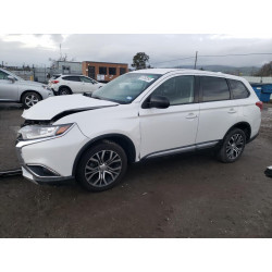 2018 MITSUBISHI OUTLANDER