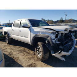 2016 TOYOTA TACOMA