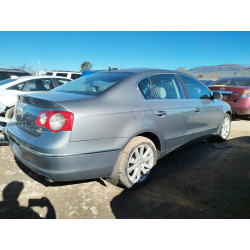 2006 VOLKSWAGEN PASSAT