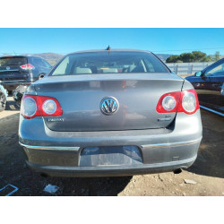 2006 VOLKSWAGEN PASSAT