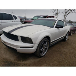 2005 FORD MUSTANG