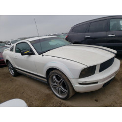 2005 FORD MUSTANG