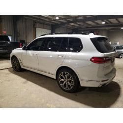 2021 BMW X7