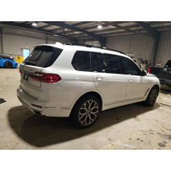 2021 BMW X7