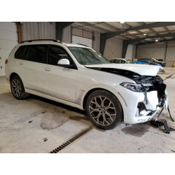 2021 BMW X7