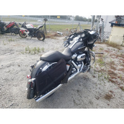 2019 HARLEY-DAVIDSON FL