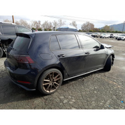 2019 VOLKSWAGEN GTI