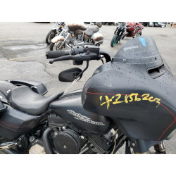 2016 HARLEY-DAVIDSON FL