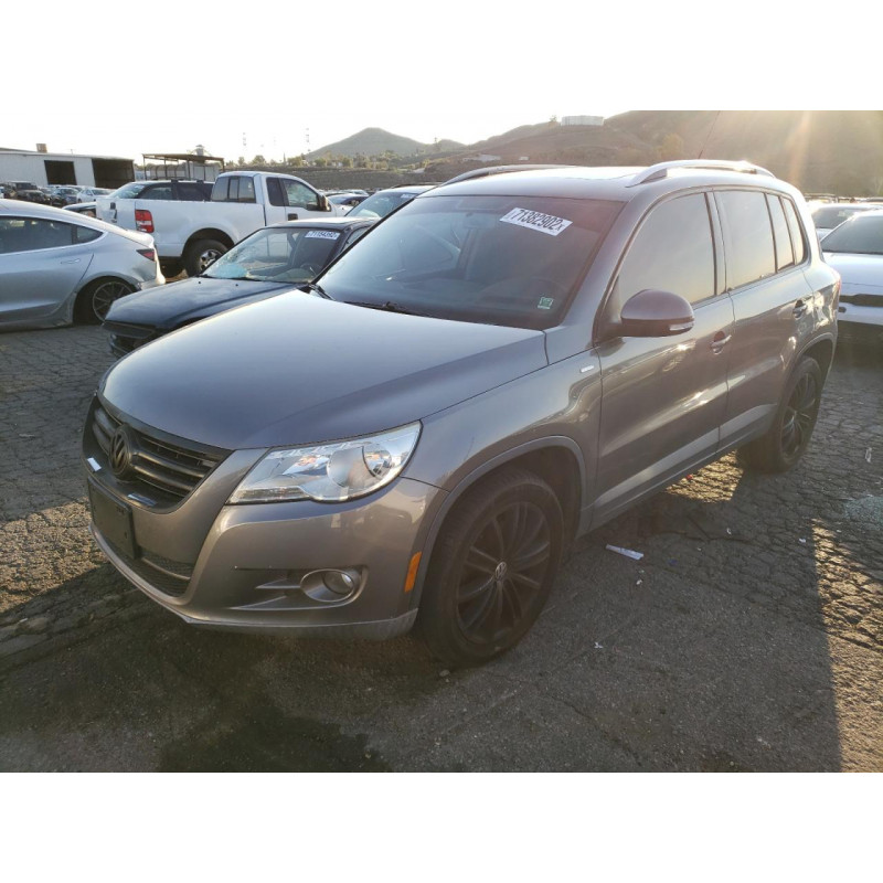 2010 VOLKSWAGEN TIGUAN