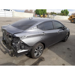 2020 NISSAN VERSA