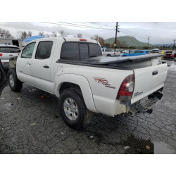 2011 TOYOTA TACOMA